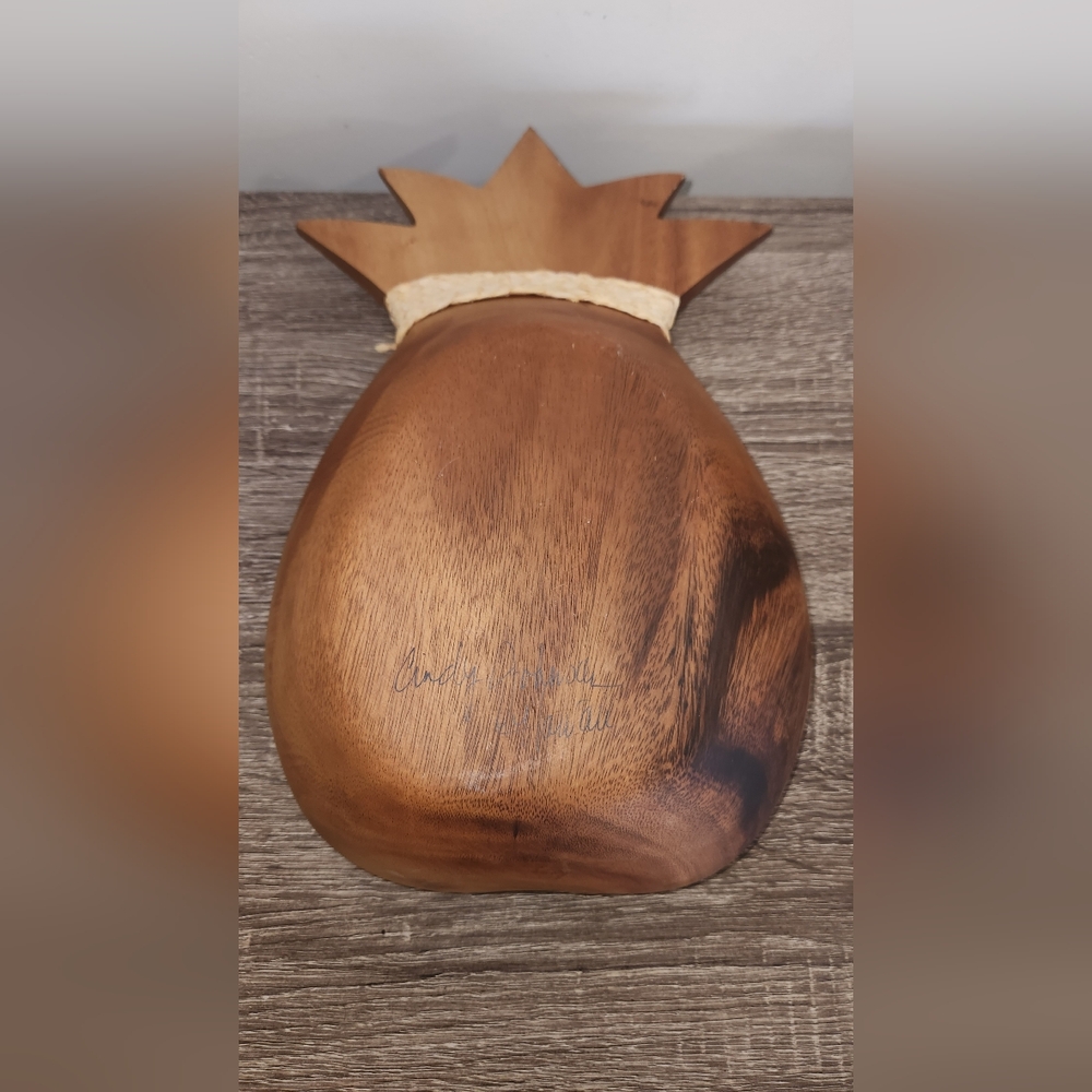 Beautiful Tiki Wood Pineapple Dish/Bowl with Hawaii Palm Tree SEE DESCRIPTION. - Picture 5 of 7